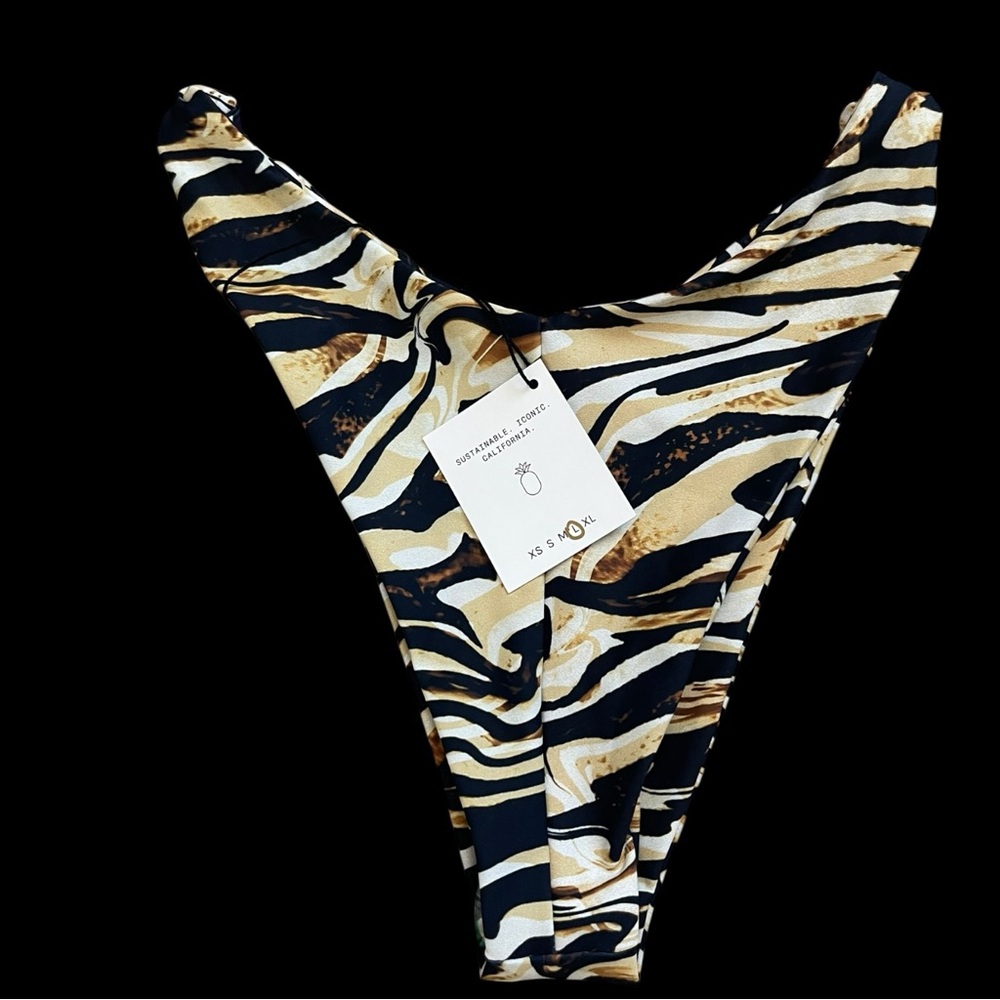 SKATIE Suzanne Bottom Animal Print Tie Side Thong Bikini High Cut NWT Large - Picture 4 of 7